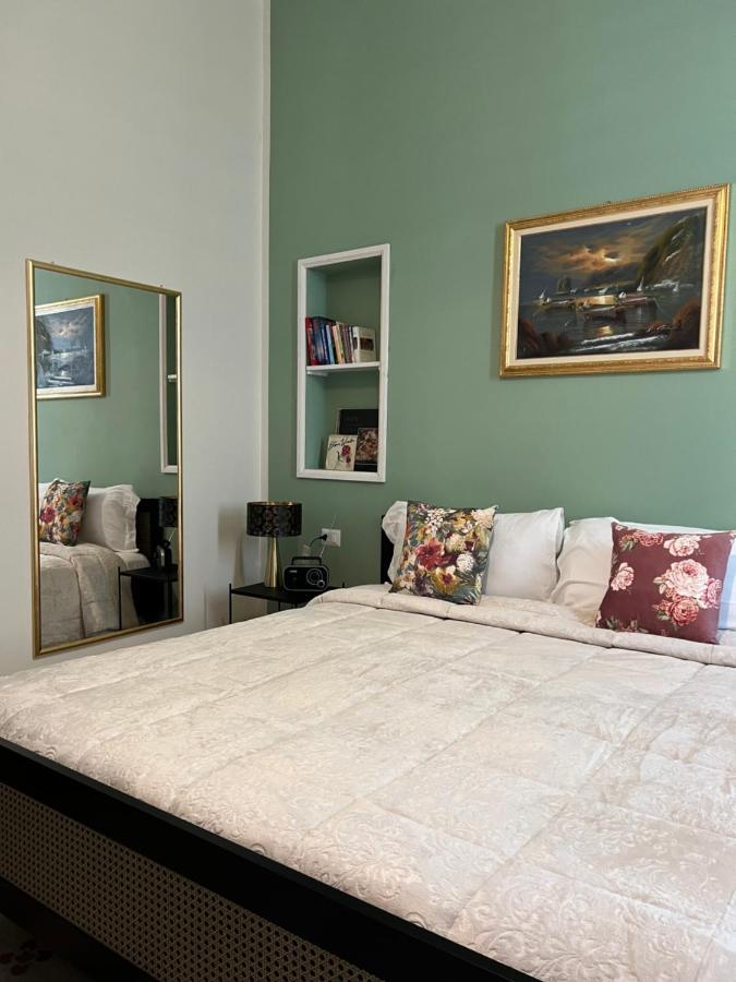 Borgo Marinaro Suite Salerno Eksteriør billede